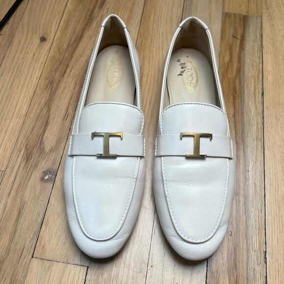 Tod's T Women's 38 1/2 US 8.5 Timeless Leather Loafters White With Gold Hardwear - Picture 4 of 16